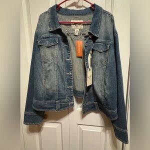 Women’s American Rag denim jacket, new with tags 3X